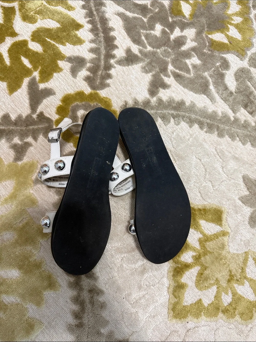 No Boundaries White Sandals with Silver Stud Accents